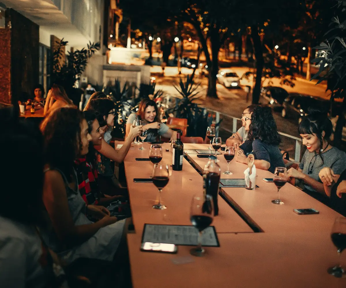 speech aan lange tafel